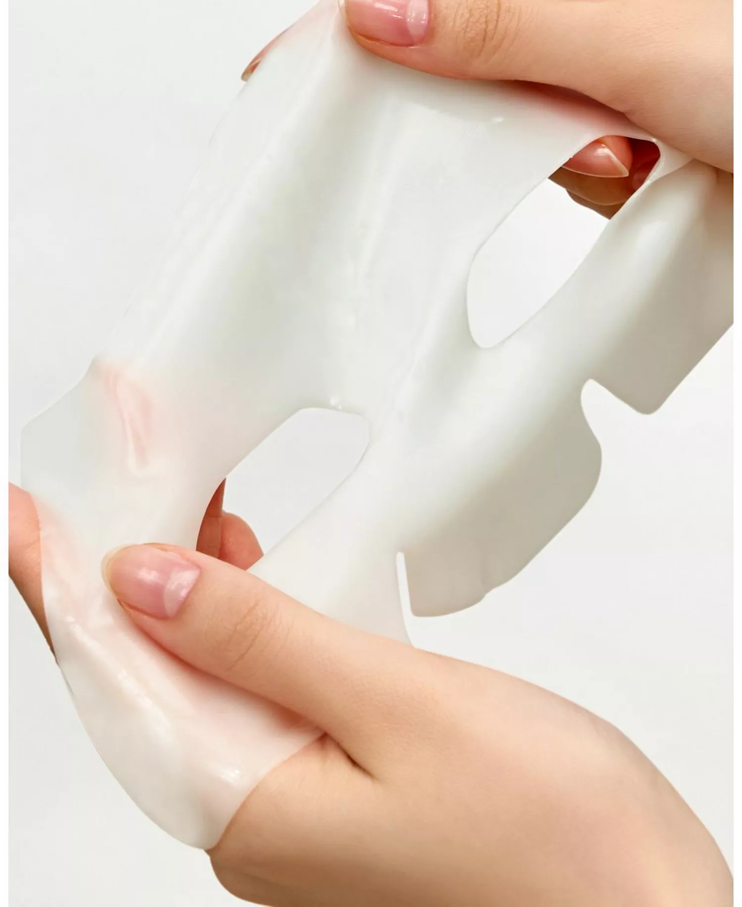 Luvum - Calming Repair Cica Gel Mask - Image 3